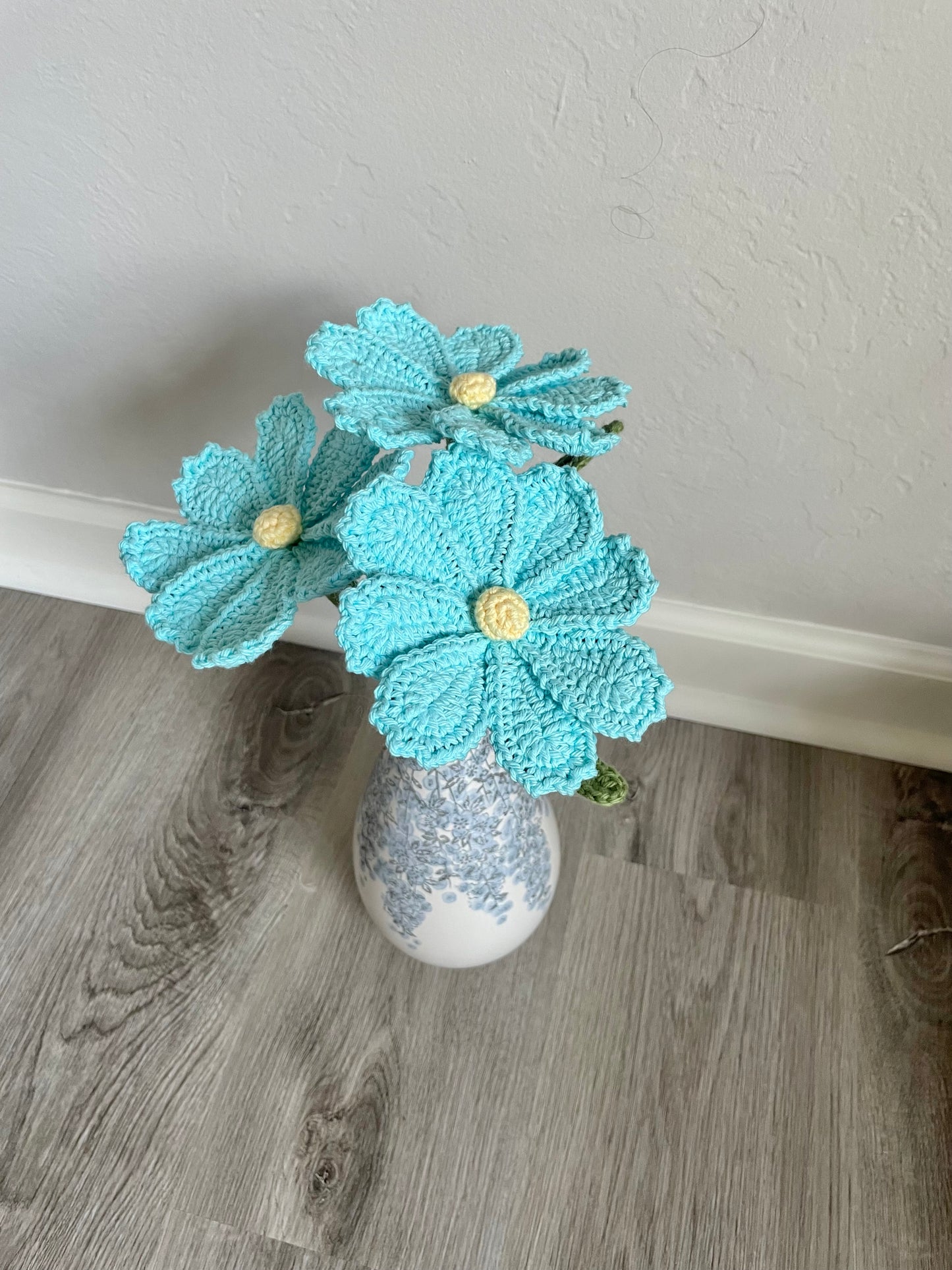 Blight Blue Cosmo